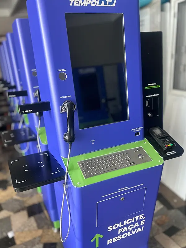 CIX — Totem de autoatendimento Poupa Tempo